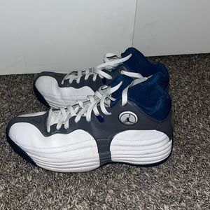 Jordan jumpman 1 U.S 10 Color- Blue, White, Gray